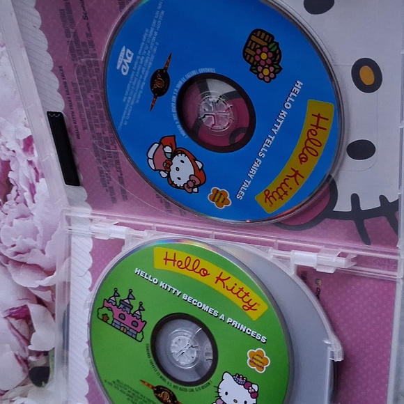 Hello Kitty 5 DVD Collection - Picture 4 of 5